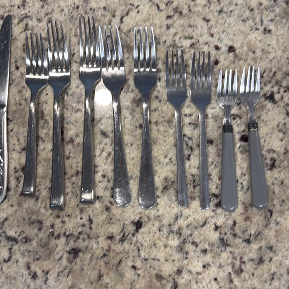 Stainless Steel Silverware Set from Bed Bath and Beyond - Picture 2 of 4
